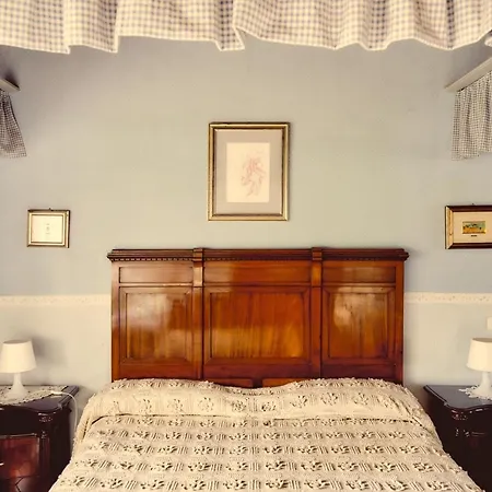 Bed and breakfast Casa Consalvo 3*